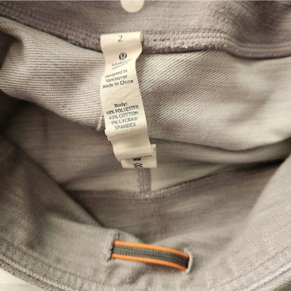 Lululemon Ride On Button Roll Cuff Size 2 - image 6